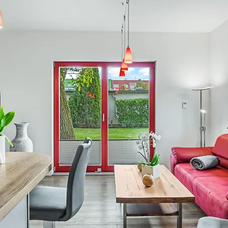 Villa Gartenlounge Glueckspilz Ofc 27 *